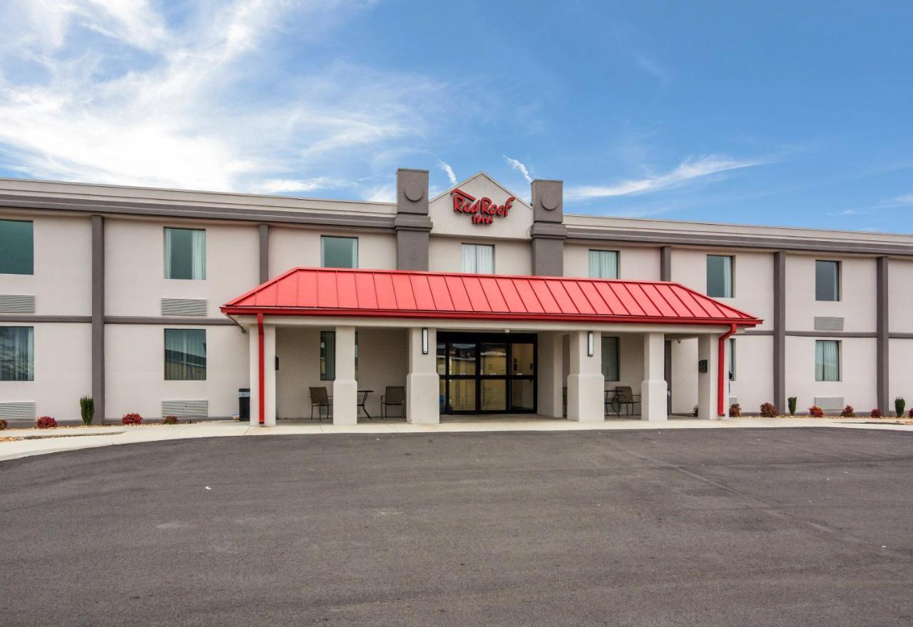 Red Roof Inn Chester Exterior photo